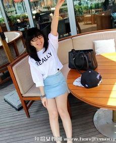 微胖短裙图集在线视频,时尚与自信的完美融合